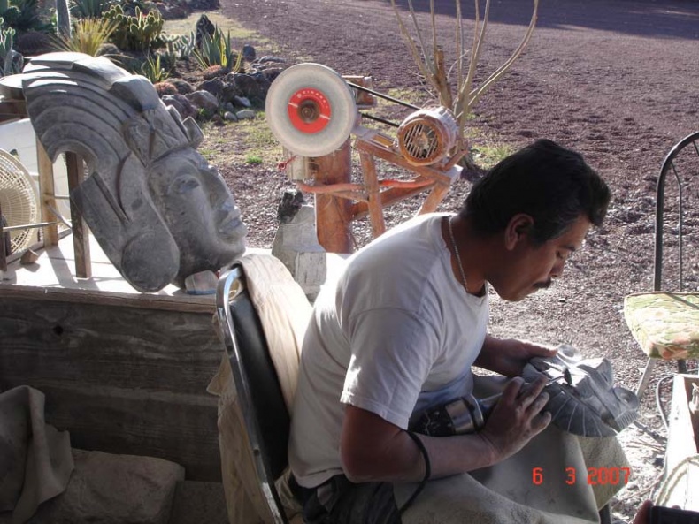 Иллюстрация к книге — Обитаемый остров Земля [i_125.jpg]