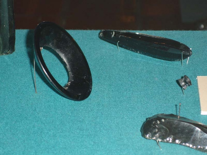 Иллюстрация к книге — Обитаемый остров Земля [i_130.jpg]