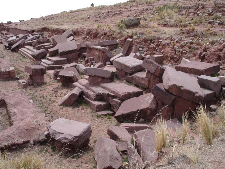 Иллюстрация к книге — Обитаемый остров Земля [i_203.jpg]