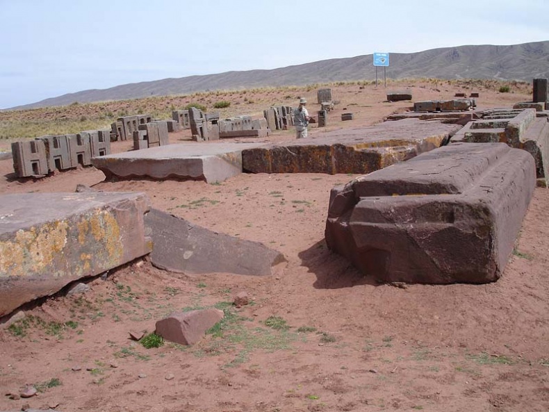 Иллюстрация к книге — Обитаемый остров Земля [i_205.jpg]