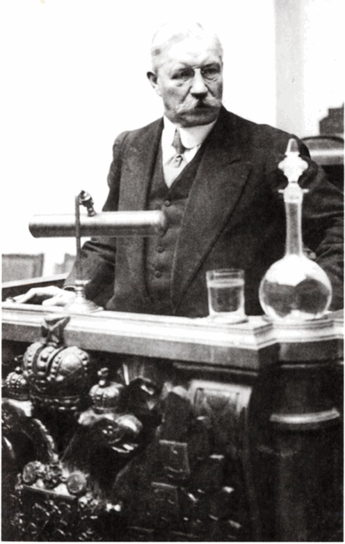 Иллюстрация к книге — Тайна "немецкого золота" [_13.jpg]