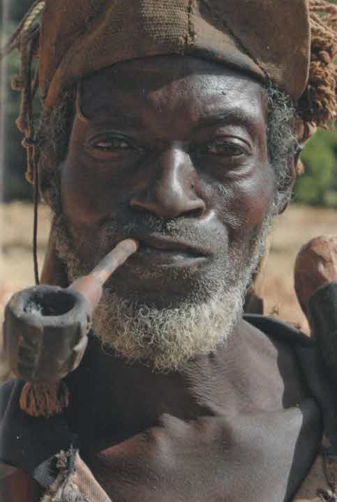 Иллюстрация к книге — Тайные знания догонов об истоках человечества [i_043.jpg]