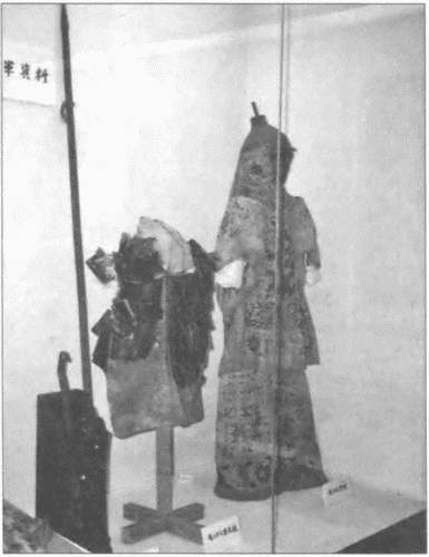 Иллюстрация к книге — Камикадзе. "Божественный ветер" в истории Японии [i_039.jpg]