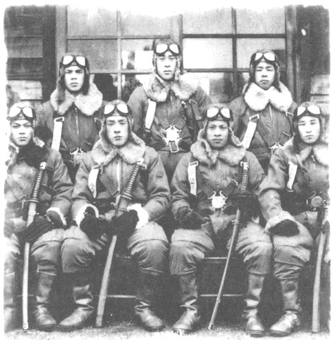 Иллюстрация к книге — Камикадзе. "Божественный ветер" в истории Японии [i_108.jpg]