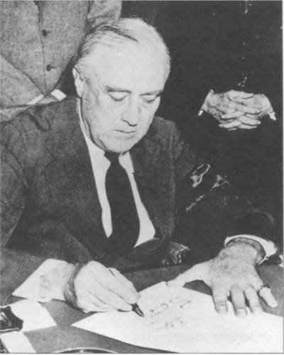 Иллюстрация к книге — Камикадзе. "Божественный ветер" в истории Японии [i_111.jpg]