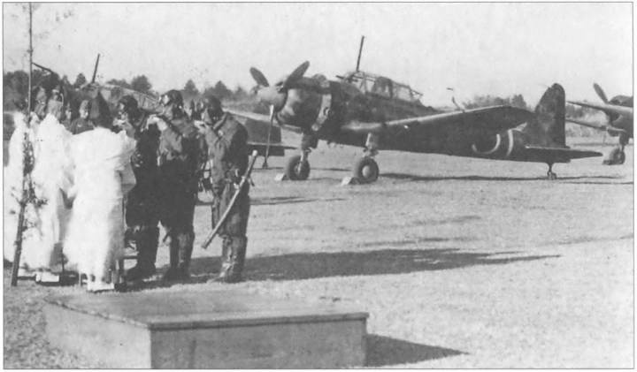 Иллюстрация к книге — Камикадзе. "Божественный ветер" в истории Японии [i_172.jpg]