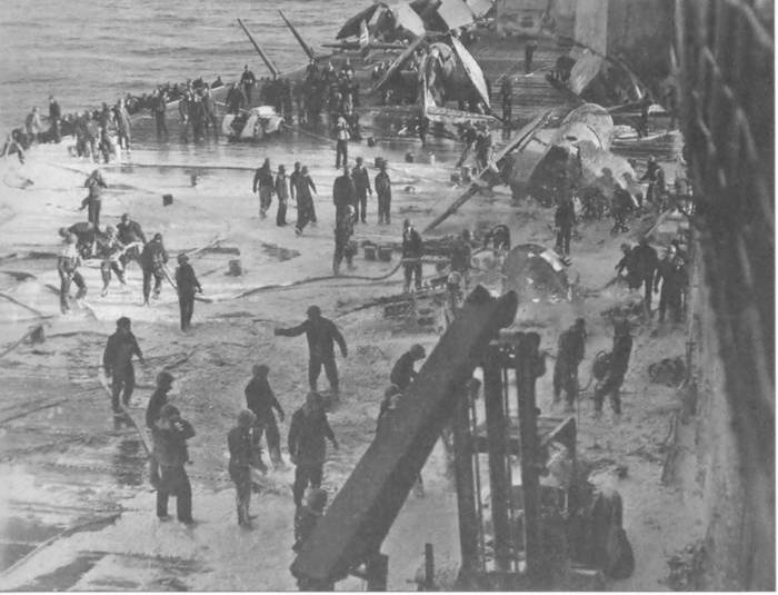 Иллюстрация к книге — Камикадзе. "Божественный ветер" в истории Японии [i_182.jpg]