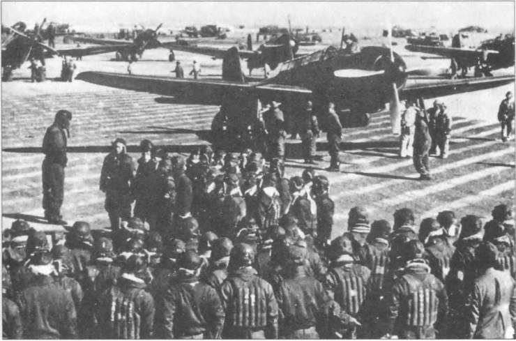 Иллюстрация к книге — Камикадзе. "Божественный ветер" в истории Японии [i_214.jpg]