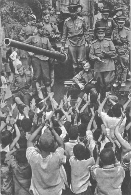 Иллюстрация к книге — Камикадзе. "Божественный ветер" в истории Японии [i_251.jpg]