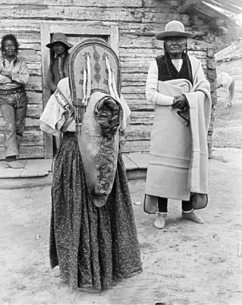 Иллюстрация к книге — Сила шаманов. Боевая и лечебная магия индейцев Дикого Запада [i_034.jpg]