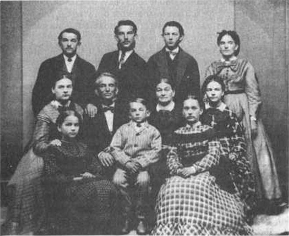 Иллюстрация к книге — По закону револьвера. Дикий Запад и его герои [i_008.jpg]