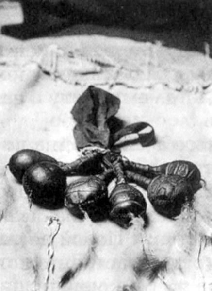 Иллюстрация к книге — Наделенные силой. Тайны индейских шаманов [_035.jpg]