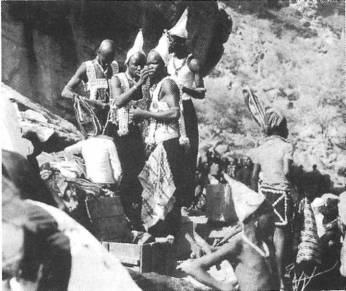 Иллюстрация к книге — Мистерия Сириуса [i_101.jpg]