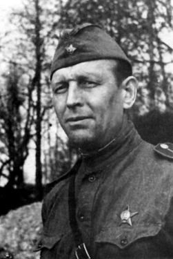 Иллюстрация к книге — Неизвестные солдаты. Сражения на внешнем фронте блокады Ленинграда [i_016.jpg]