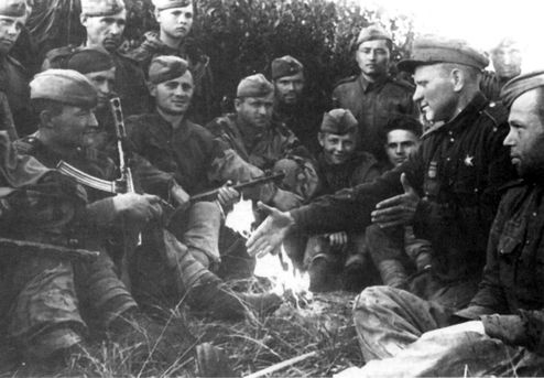 Иллюстрация к книге — Неизвестные солдаты. Сражения на внешнем фронте блокады Ленинграда [i_051.jpg]