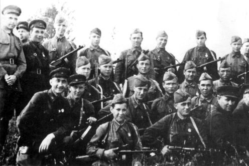 Иллюстрация к книге — Неизвестные солдаты. Сражения на внешнем фронте блокады Ленинграда [i_052.jpg]