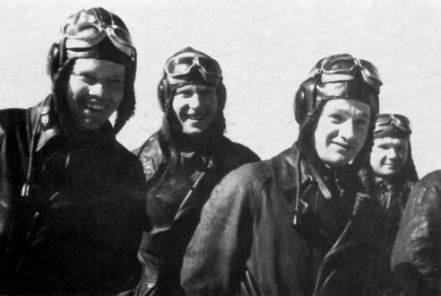 Иллюстрация к книге — Неизвестные солдаты. Сражения на внешнем фронте блокады Ленинграда [i_053.jpg]