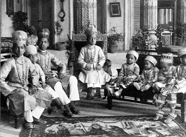 Иллюстрация к книге — Индия. История, культура, философия [_04.jpg]