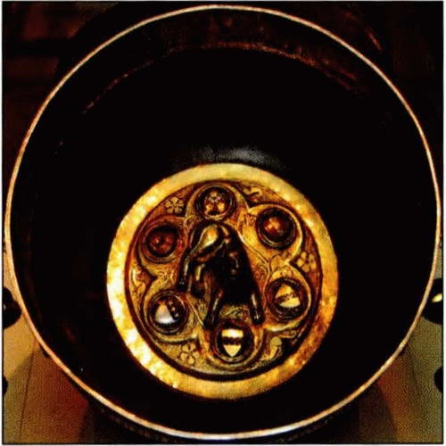 Иллюстрация к книге — Рожденная в битвах. Шотландия до конца XIV века [i_077.jpg]