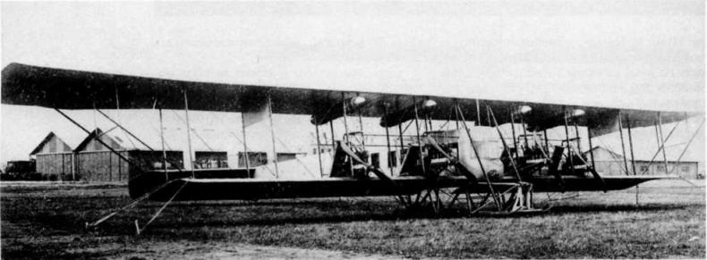 Иллюстрация к книге — "Илья Муромец". Гордость русской авиации [i_045.jpg]