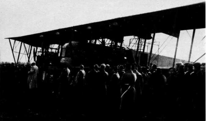 Иллюстрация к книге — "Илья Муромец". Гордость русской авиации [i_056.jpg]