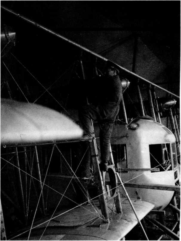 Иллюстрация к книге — "Илья Муромец". Гордость русской авиации [i_068.jpg]