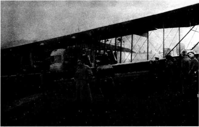 Иллюстрация к книге — "Илья Муромец". Гордость русской авиации [i_082.jpg]