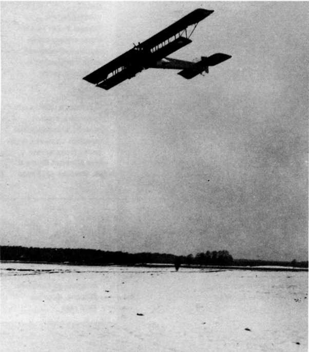 Иллюстрация к книге — "Илья Муромец". Гордость русской авиации [i_094.jpg]