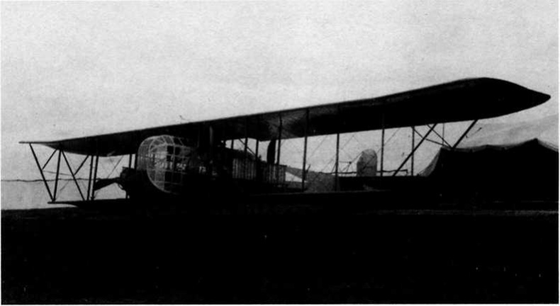 Иллюстрация к книге — "Илья Муромец". Гордость русской авиации [i_176.jpg]