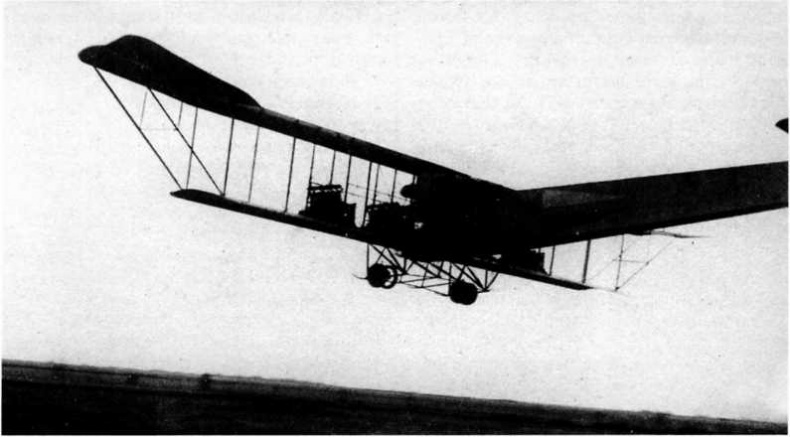 Иллюстрация к книге — "Илья Муромец". Гордость русской авиации [i_193.jpg]