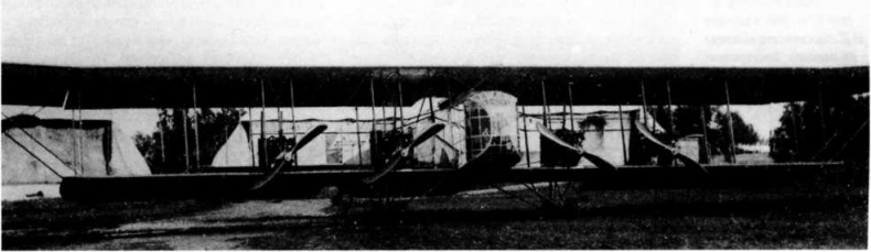 Иллюстрация к книге — "Илья Муромец". Гордость русской авиации [i_201.jpg]