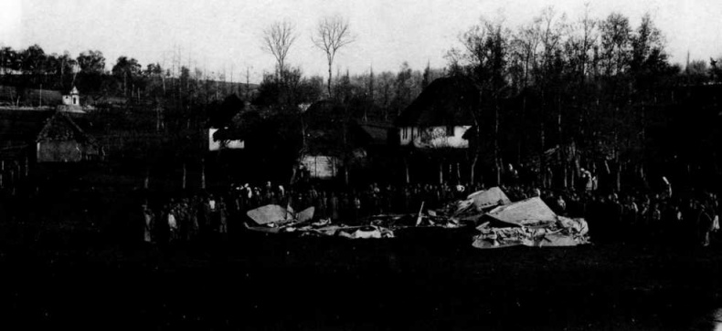 Иллюстрация к книге — "Илья Муромец". Гордость русской авиации [i_206.jpg]