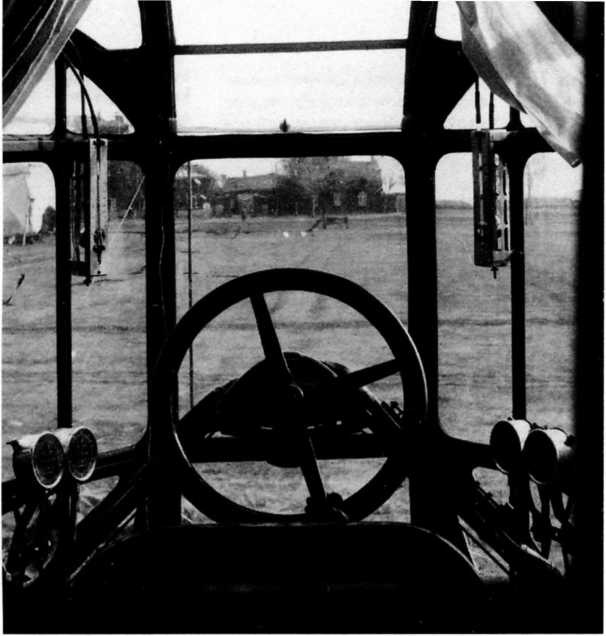 Иллюстрация к книге — "Илья Муромец". Гордость русской авиации [i_254.jpg]