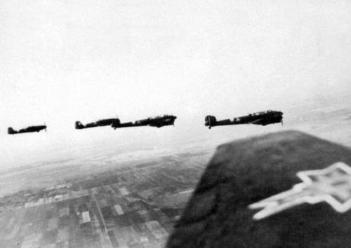 Иллюстрация к книге — 1941. "Сталинские соколы" против Люфтваффе [autogen_ebook_id299.jpg]