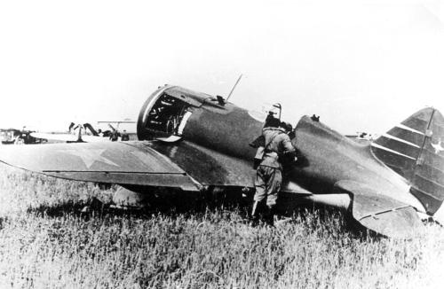 Иллюстрация к книге — 1941. "Сталинские соколы" против Люфтваффе [autogen_ebook_id327.jpg]