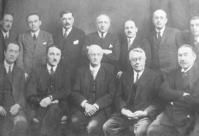 Иллюстрация к книге — Пинхас Рутенберг. От террориста к сионисту. Том II: В Палестине (1919–1942) [i_043.jpg]