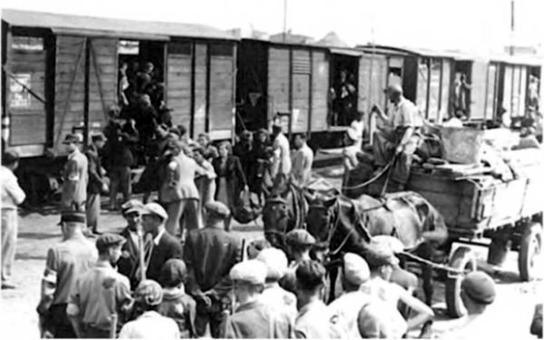 Иллюстрация к книге — Великая сталинская империя [i_012.jpg]