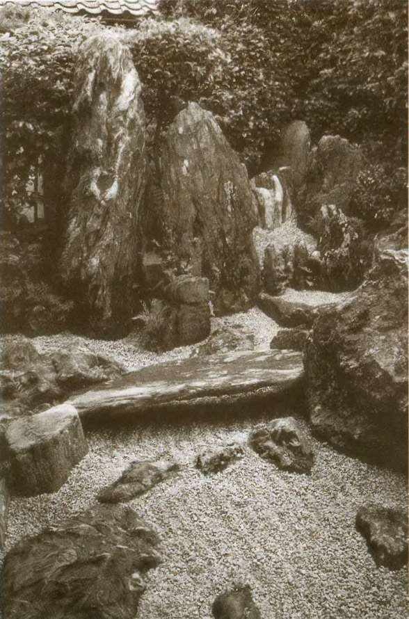 Иллюстрация к книге — Повседневная жизнь Японии в эпоху Мэйдзи [i_063.jpg]