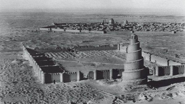 Иллюстрация к книге — История ислама. Исламская цивилизация от рождения до наших дней [i_067.jpg]