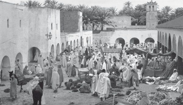 Иллюстрация к книге — История ислама. Исламская цивилизация от рождения до наших дней [i_068.jpg]