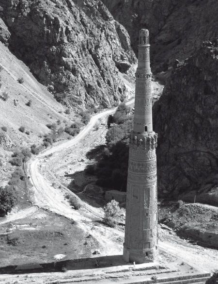 Иллюстрация к книге — История ислама. Исламская цивилизация от рождения до наших дней [i_156.jpg]