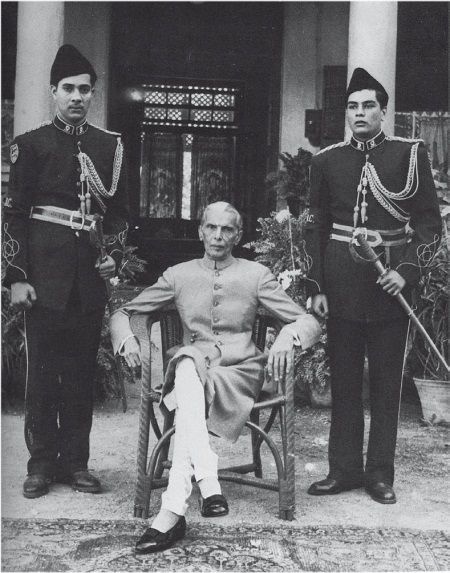 Иллюстрация к книге — История ислама. Исламская цивилизация от рождения до наших дней [i_362.jpg]