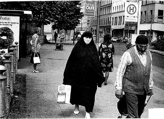 Иллюстрация к книге — Эпоха крайностей. Короткий двадцатый век 1914 - 1991 [image22.jpg]