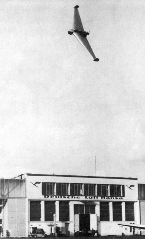 Иллюстрация к книге — Me 163 "Komet" – истребитель "Летающих крепостей" [i_007.jpg]