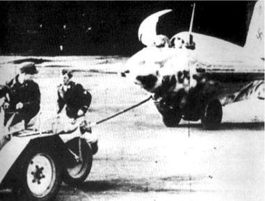 Иллюстрация к книге — Me 163 "Komet" – истребитель "Летающих крепостей" [i_048.jpg]