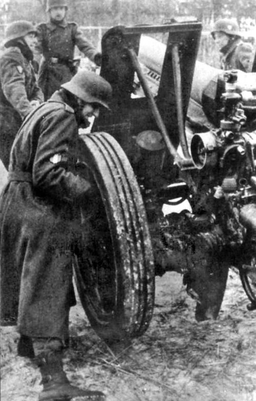 Иллюстрация к книге — Артиллерия Вермахта [i_038.jpg]