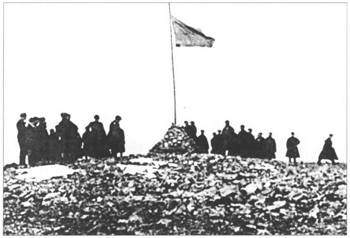 Иллюстрация к книге — Командоры полярных морей [i_010.jpg]