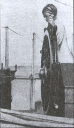 Иллюстрация к книге — Загадка гибели шхуны &quot;Святая Анна&quot; [i_008.jpg]