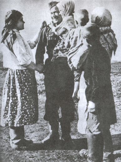 Иллюстрация к книге — Белоэмигранты и Вторая мировая война. Попытка реванша. 1939-1945 [i_014.jpg]