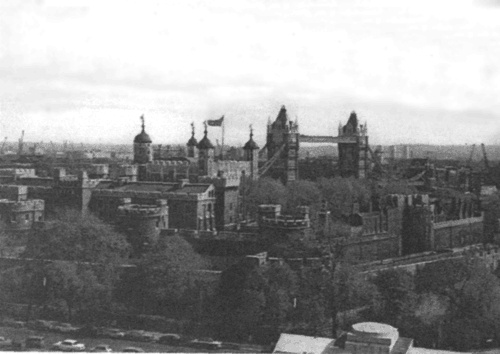 Иллюстрация к книге — Узники Тауэра [i_032.jpg]